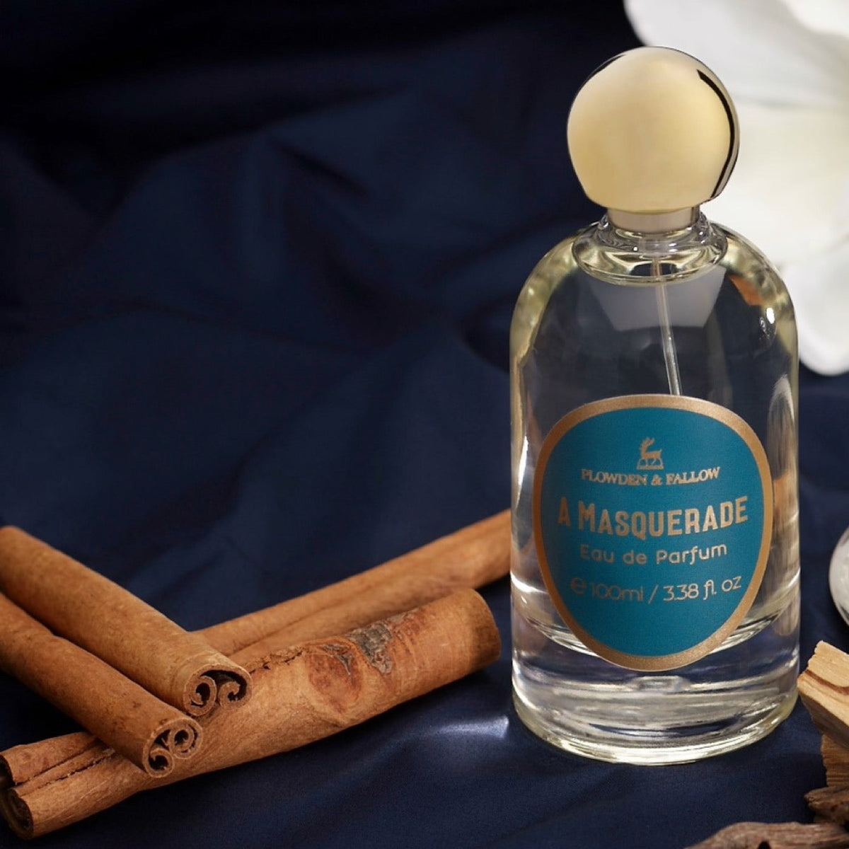 Cinnamon perfumes
